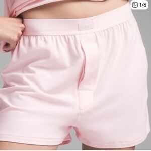 Skims Boyfriend Loose Boxer XXS Barely Pink. sold out